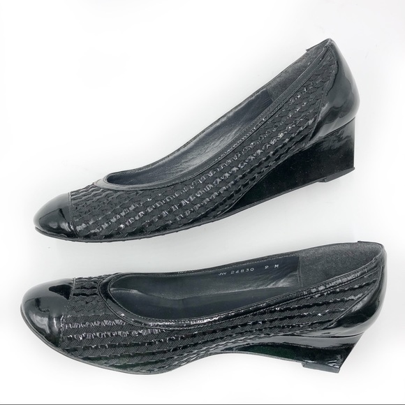 Stuart Weitzman Textured Wedge Pump Patent Leather - Picture 5 of 8